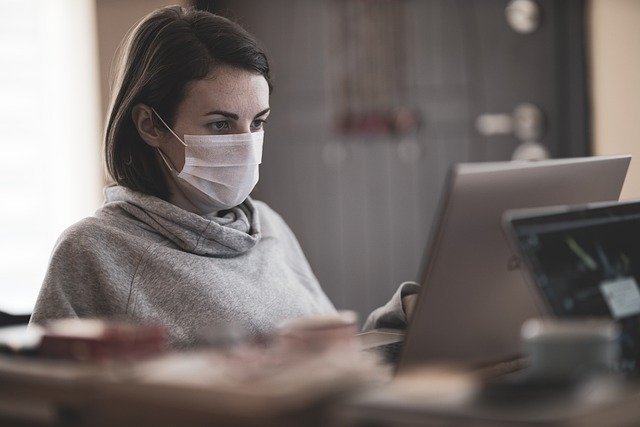 What is the difference between Influenza (Flu) and COVID-19?